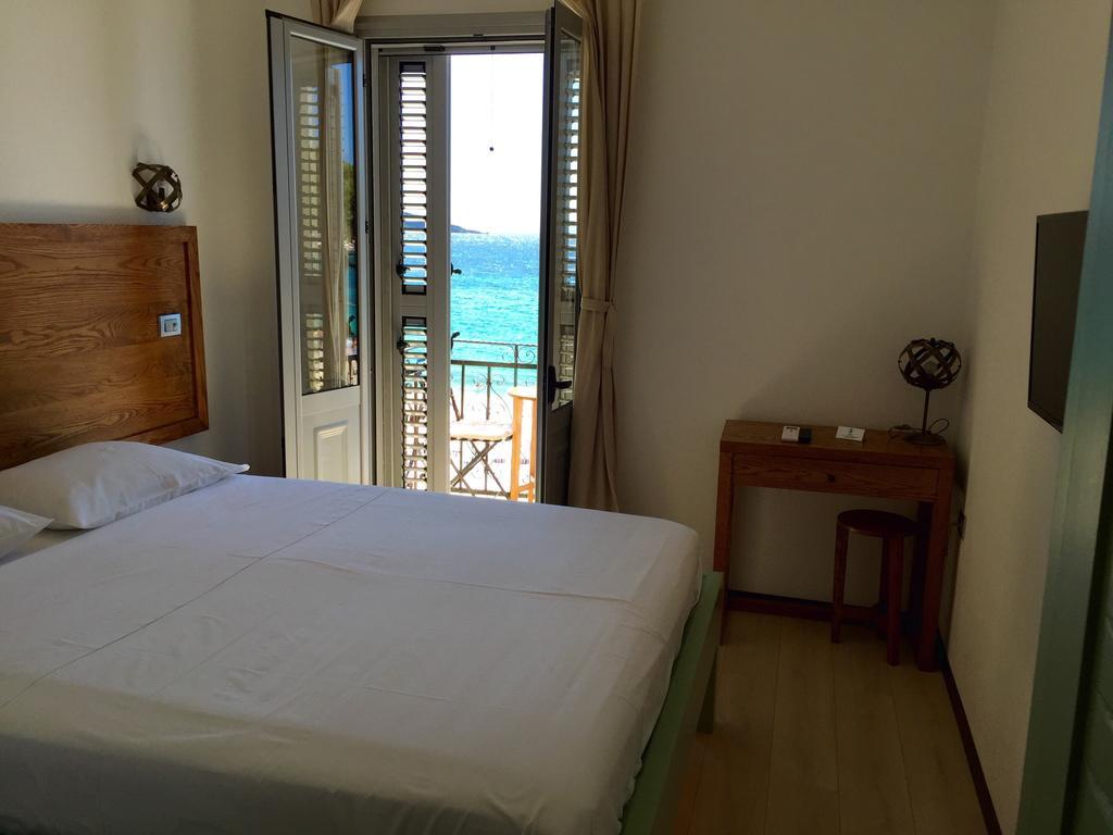 Guesthouse 1932 Himare Exterior photo