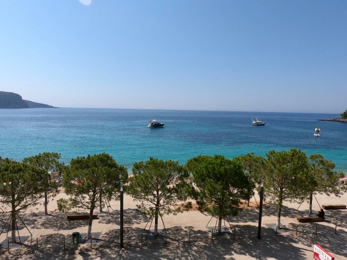 Guesthouse 1932 Himare Exterior photo